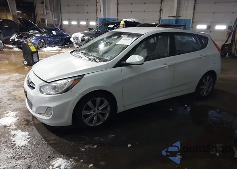 2012 Hyundai Accent Se z USA, uszkodzony, nr VIN KMHCU5AE6CU010792